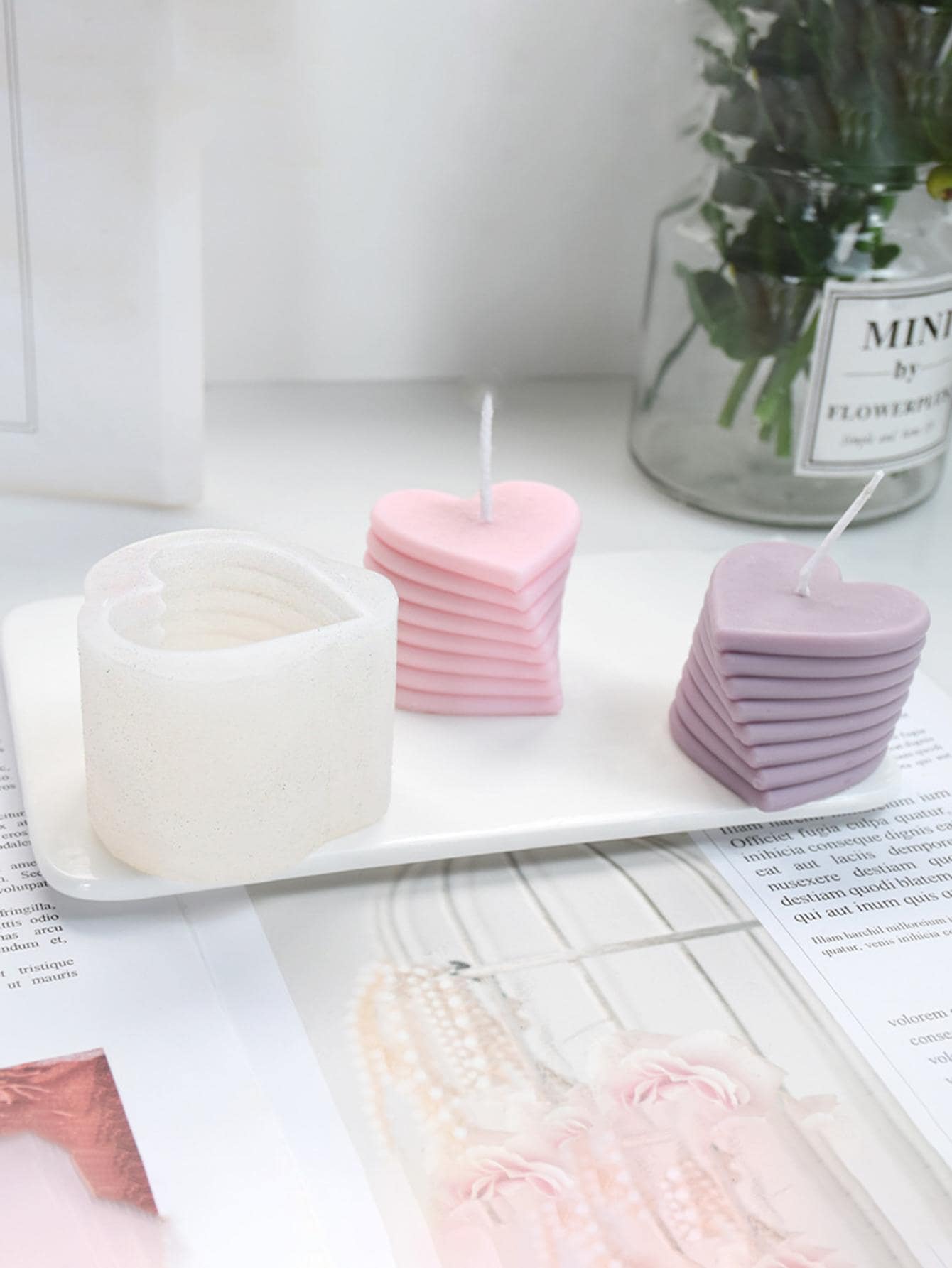 1pc Rotatable Silicone Candle Mold, Modern Heart Shaped Candle Mould For DIY - White - View 1