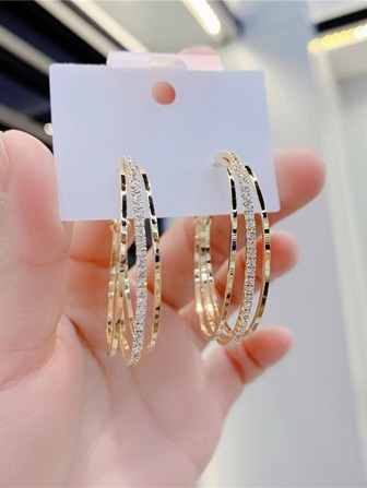 1對C型爪鏈鑲嵌水晶耳環，適合女性日常穿戴