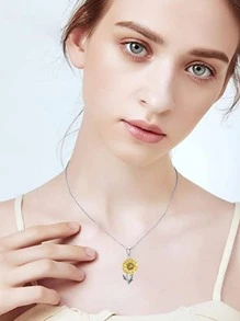 Sunflower Pendant Necklace - Silver - View 3