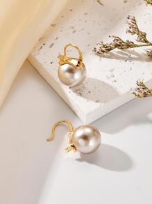 Faux Pearl Decor Hoop Earrings