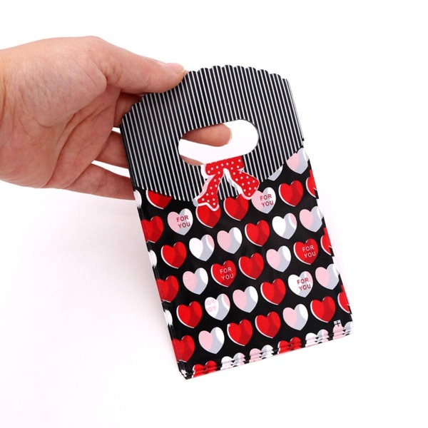 45pcs Heart Pattern Gift Bag, Red Plastic Mini Handheld Gift Wrapping Bag For Party