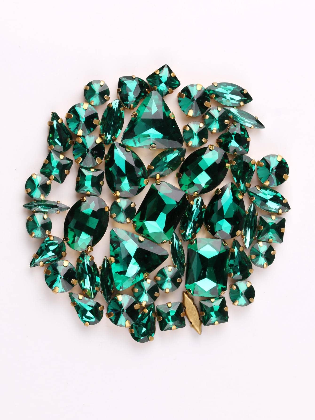 50個/包翡翠綠色混合形狀手縫鑲嵌水晶繡花裝飾珠子,扁平的後背掛金底座帶孔的閃亮閃閃發光的水晶diy配件,縫針和縫紉材料,用於裝飾衣服、裙子、包、鞋子、胸針、耳環、手工藝品 - 墨綠色 - 查看 1