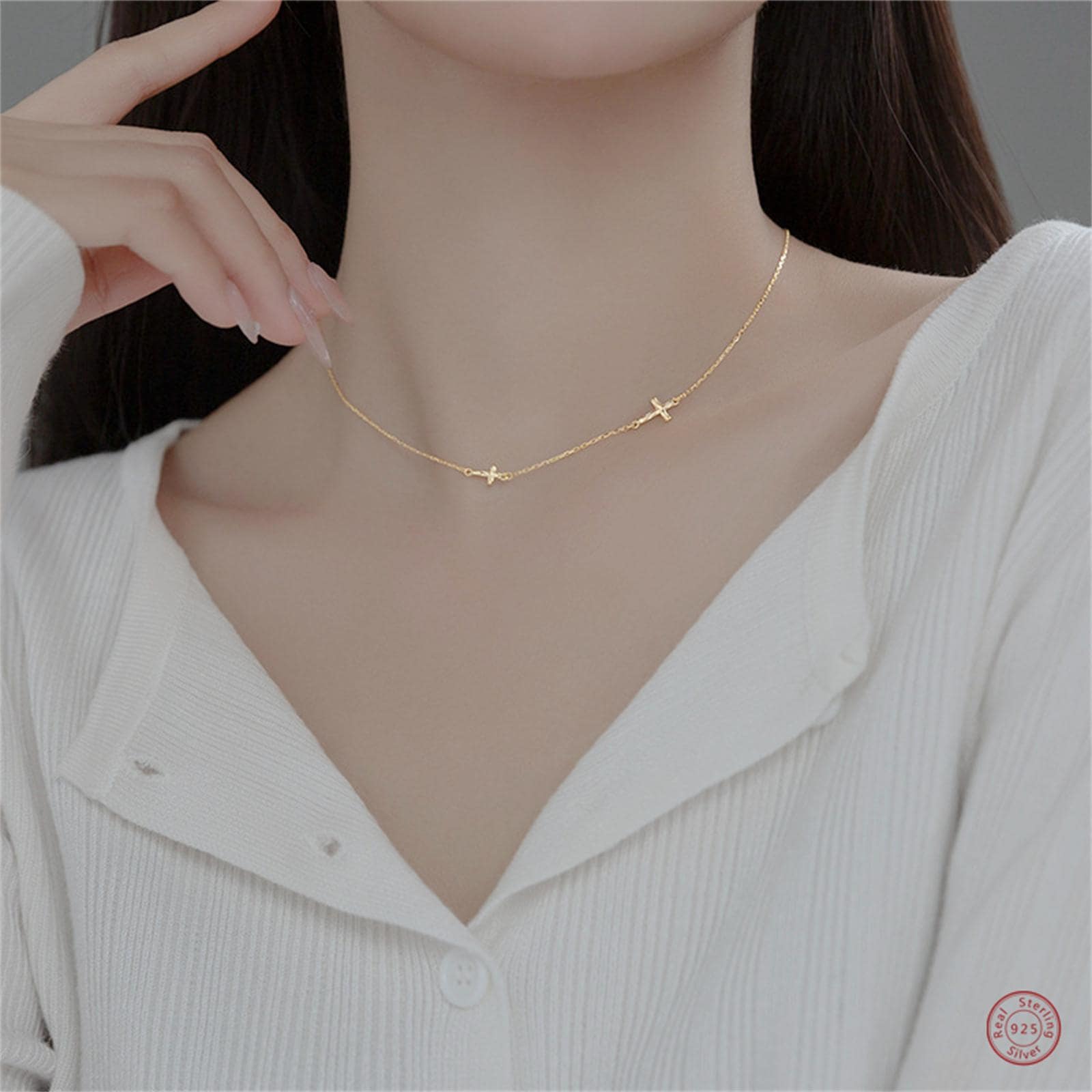 Collar de cadena decoración cruz