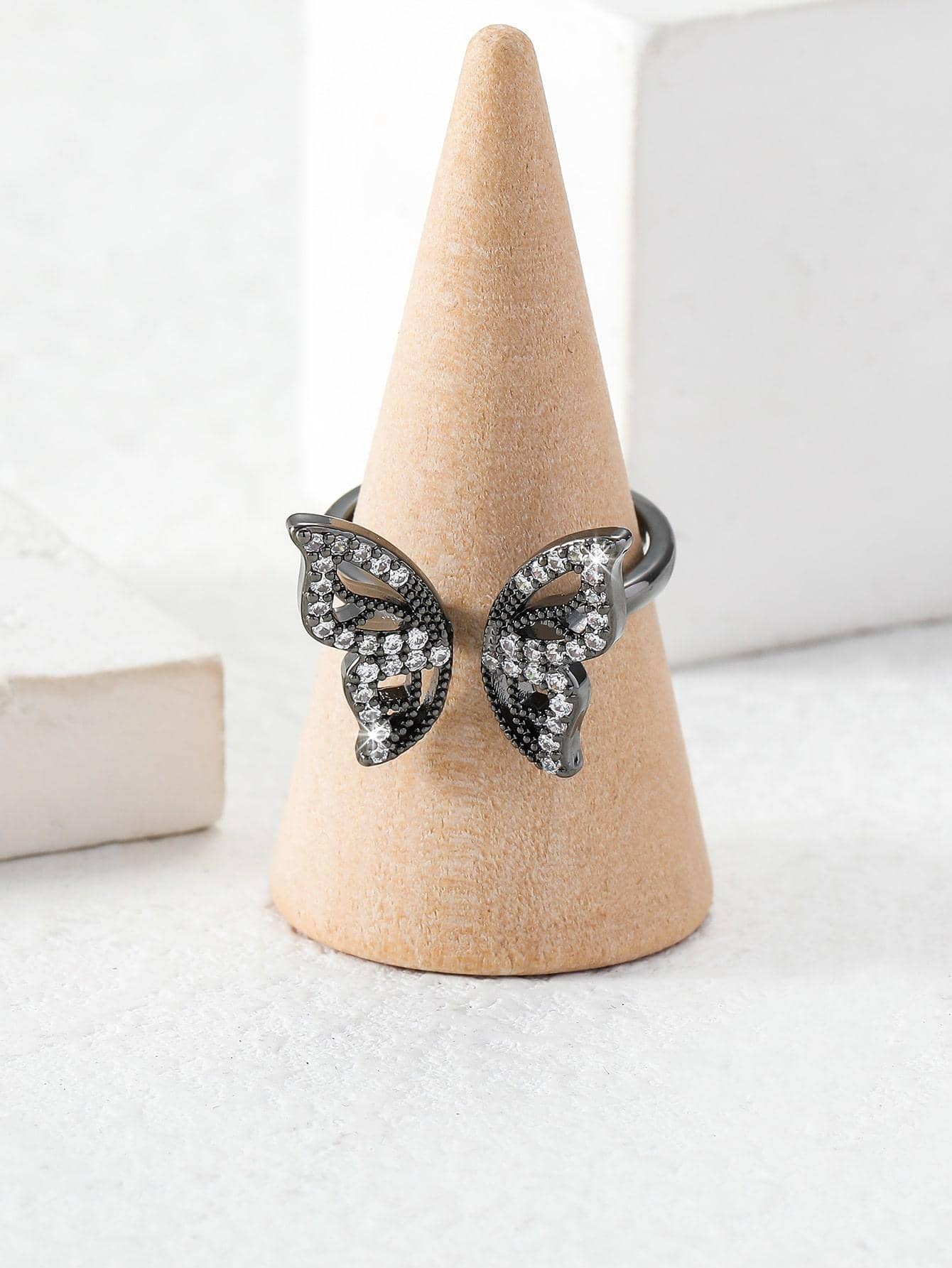 Rhinestone Butterfly Decor Cuff Ring