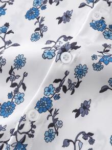 小男童印花前蝴蝶結襯衫和背帶短褲套裝