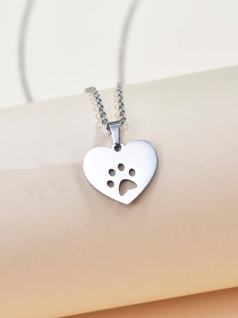 鏤空爪子細節愛心掛飾項鍊