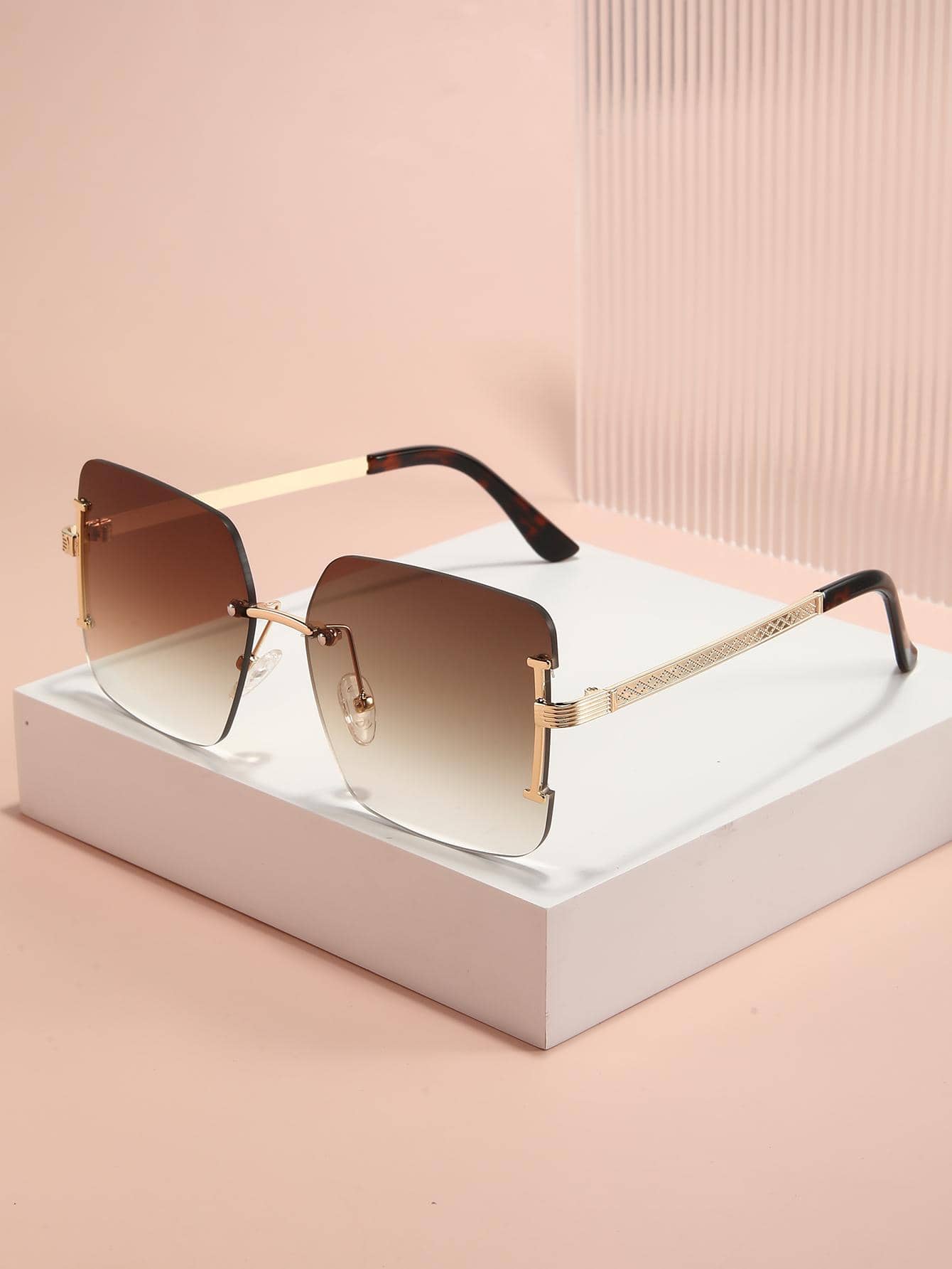 1pair Women Geo Ombre Lens Rimless Boho Sunglasses, For Summer - Brown - View 1