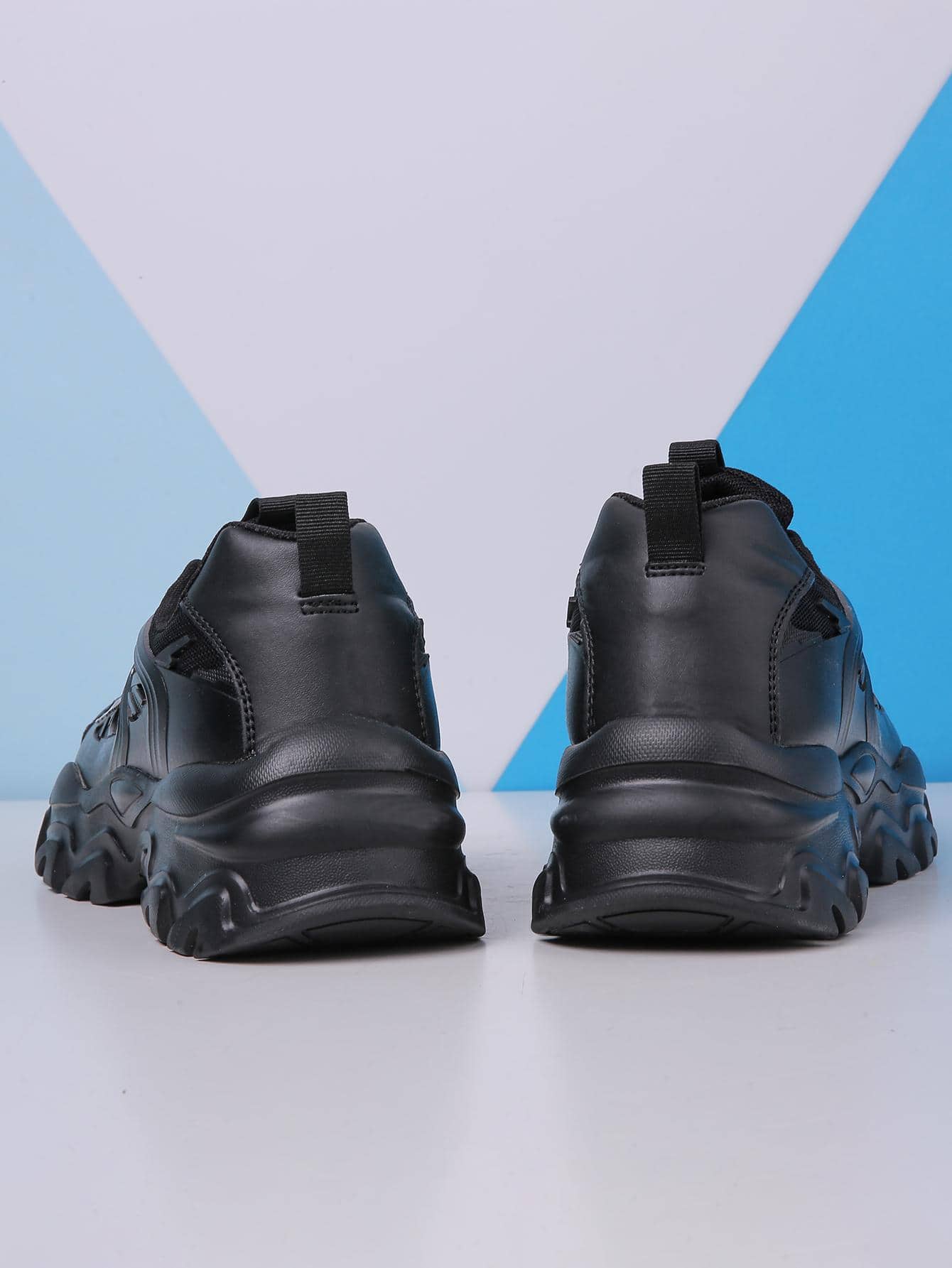 Men Letter Patch Decor Lace-up Front Chunky Sneakers - Black - View 1