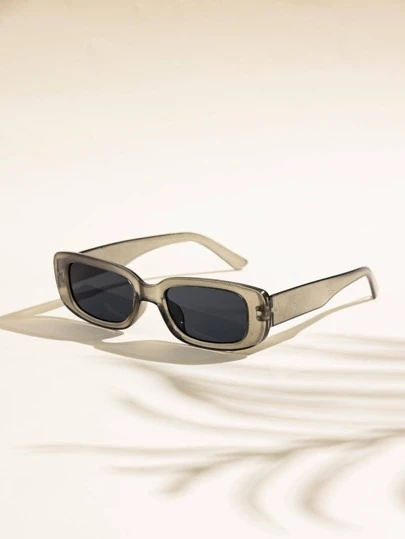 一副女士方形镜框波西米亚风时尚眼镜，男女皆宜，复古时尚，90年代风格，适合夏季户外、海滩度假、户外旅行。