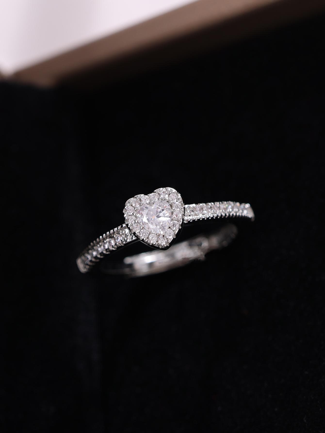 CVNANA 1 chiếc nhẫn đính hôn/cưới hình trái tim bằng đá Cubic Zirconia mới, quà tặng trang sức cho phụ nữ, quà tặng sinh nhật (Không có hộp quà) - Bạc - Xem 1