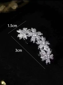 1入組魅力四射方晶鋯石花朵裝飾耳夾適合女士日常裝飾 - 銀色 - 查看 3