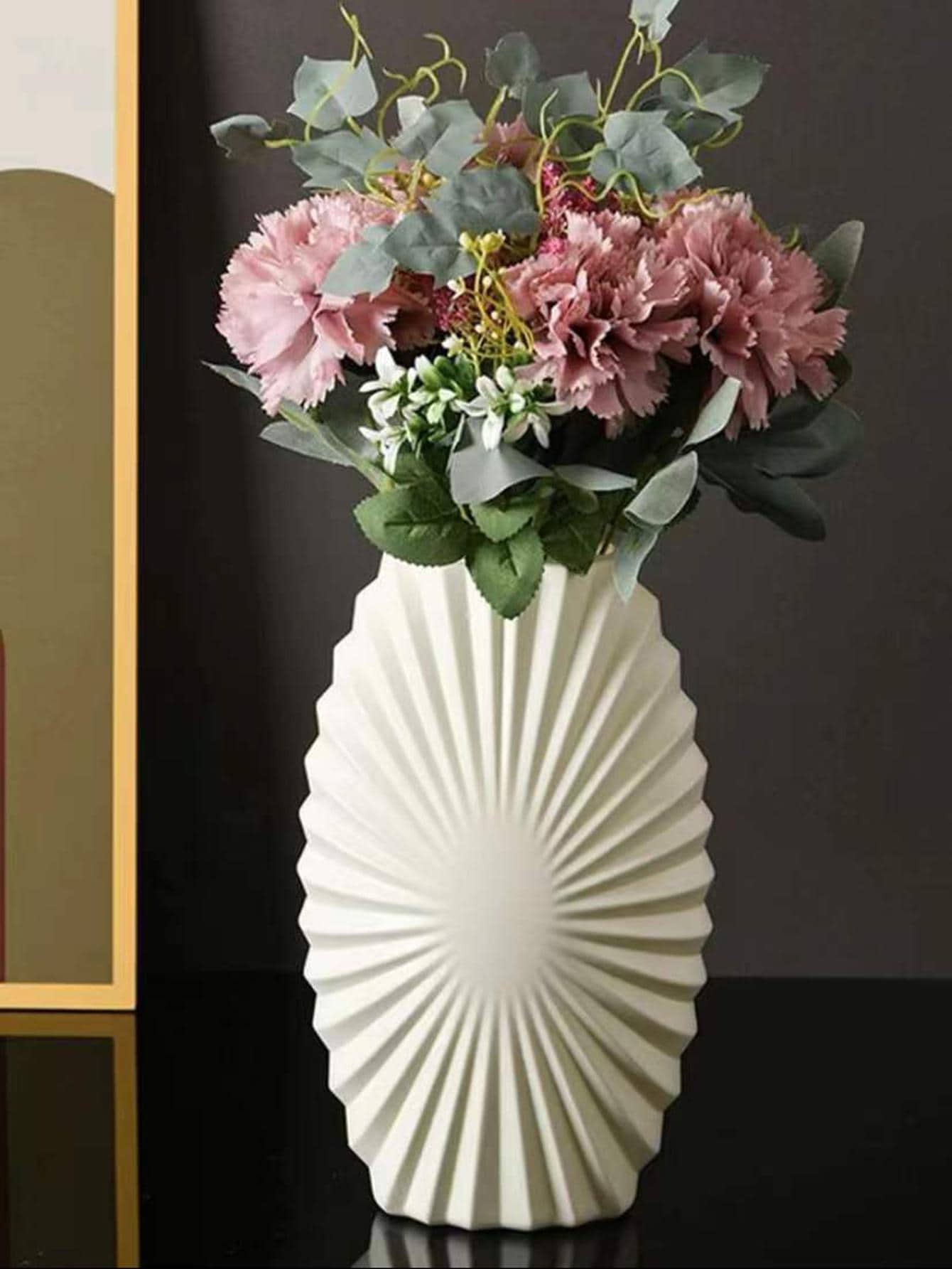 1 Bình Hoa Bằng Nhựa, Bình Hoa Họa Tiết Màu Trắng Phong Cách Châu Âu Cho Hoa - trắng - Xem 1