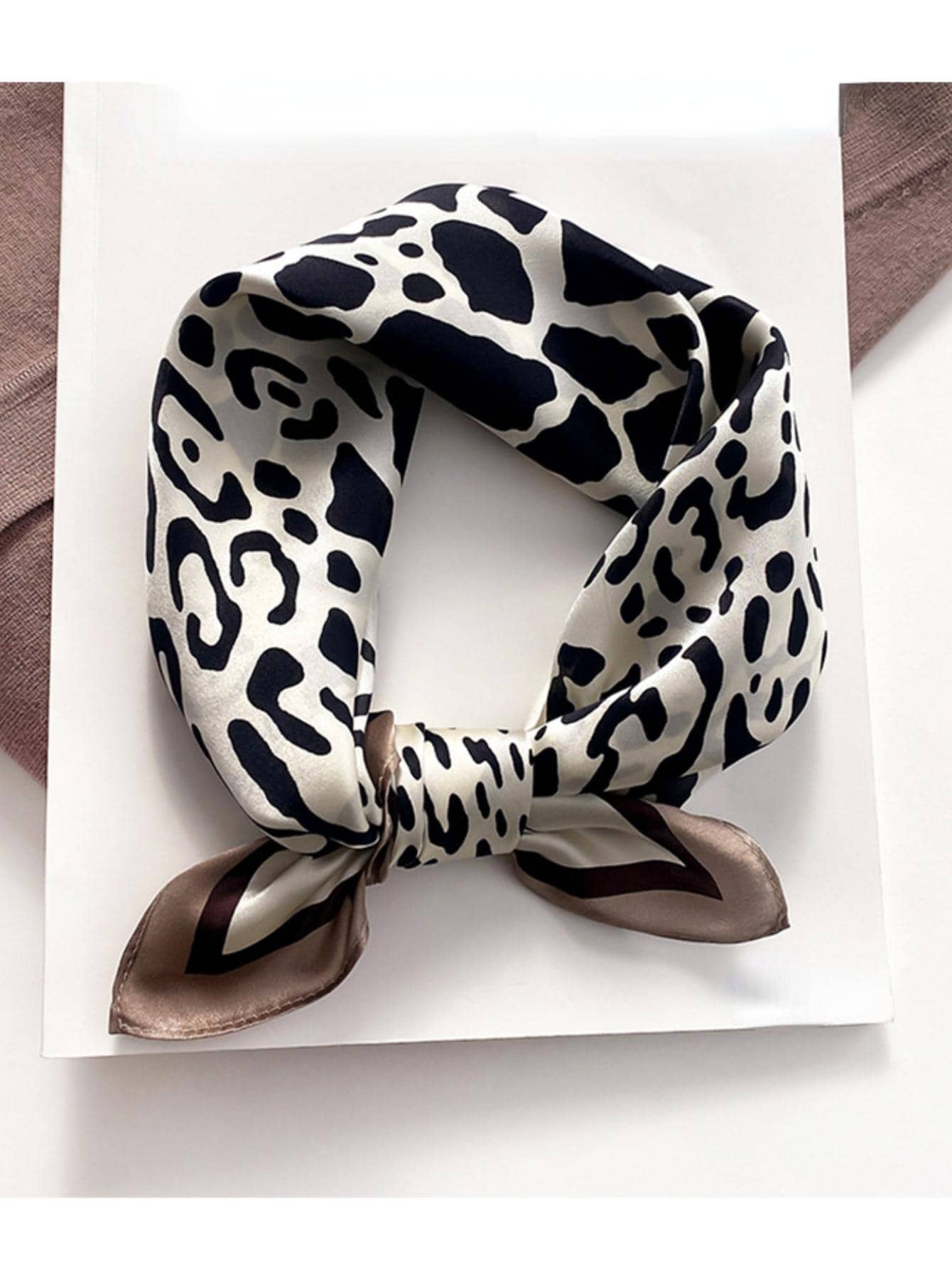 豹紋印花方巾 - 彩色 - 查看 1