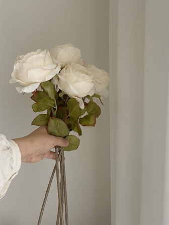 1 朵人造玫瑰，情人节，礼物