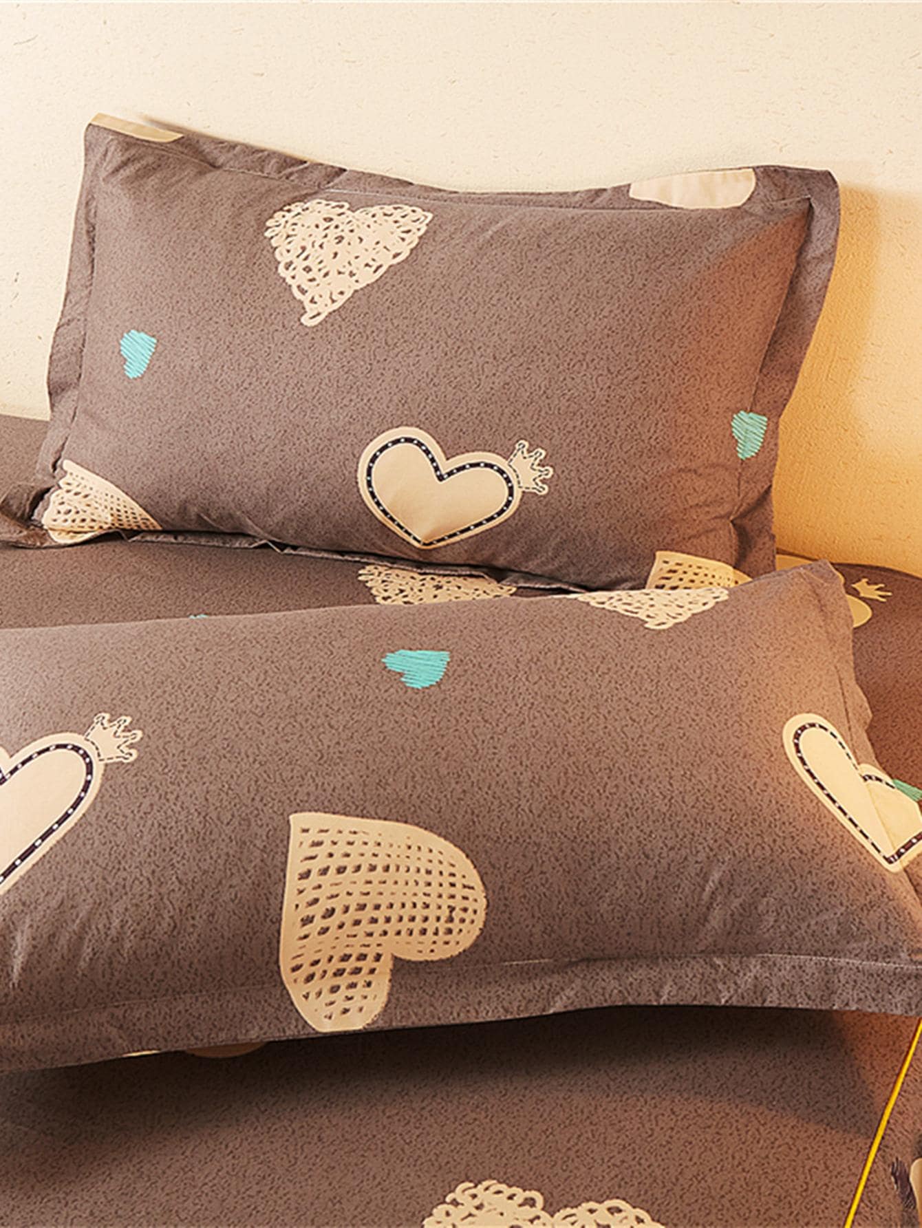 柔軟厚實的毛絨布多色枕套，單人成人枕套一體式設計，不褪色，不起球，不縮水，適用於家庭臥室客廳戶外旅行