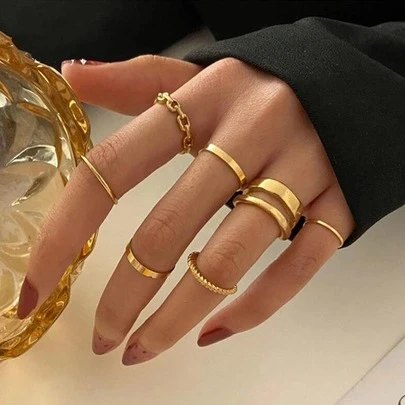 7pcs/Set Random Fashion Minimalist Metal Twist Texture Knuckle Rings Set