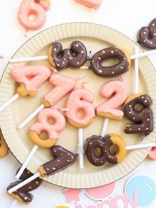 1pc Donut Decor Candle - Chocolate Brown - View 3