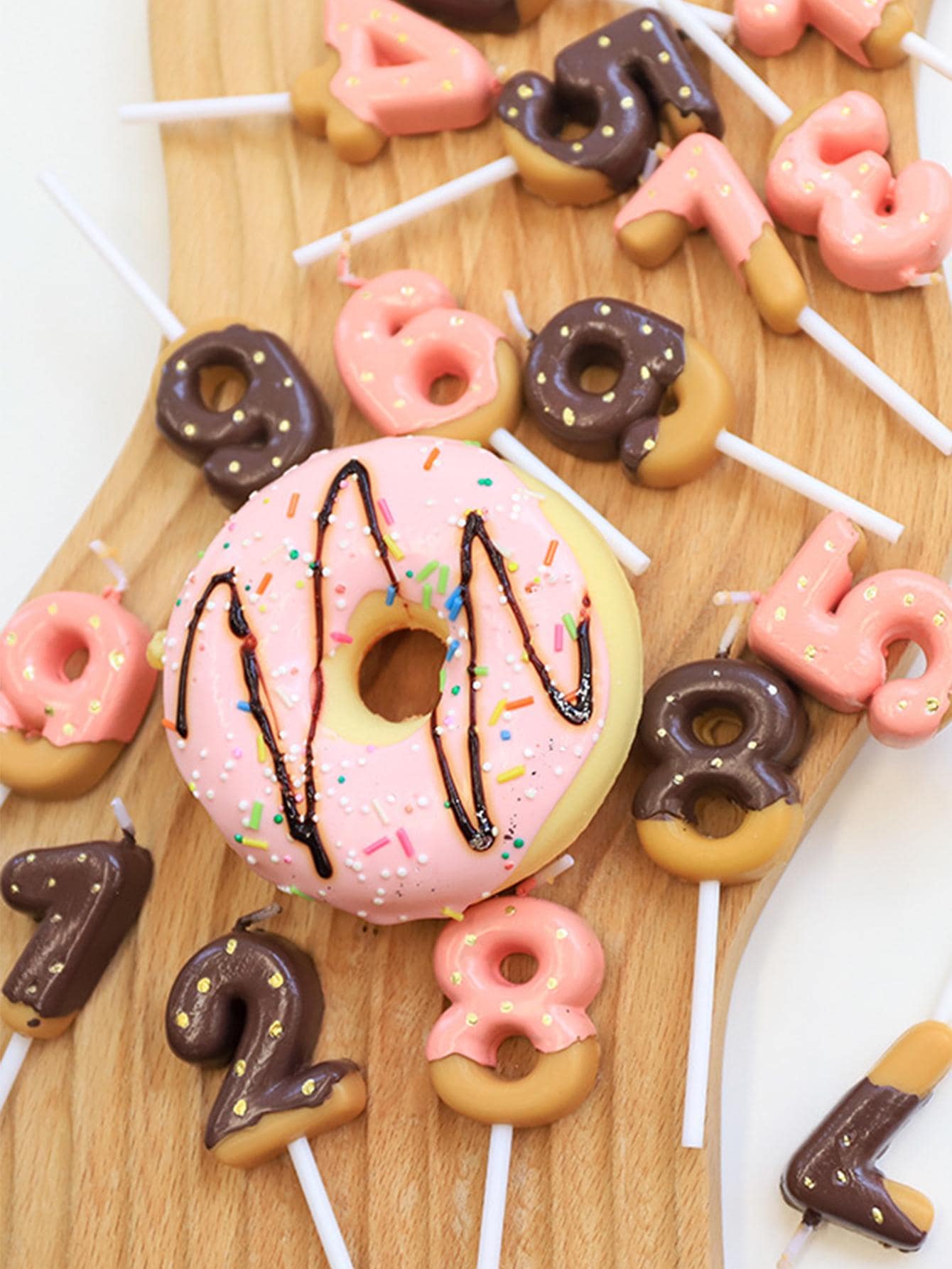 1pc Donut Decor Candle - Chocolate Brown - View 1