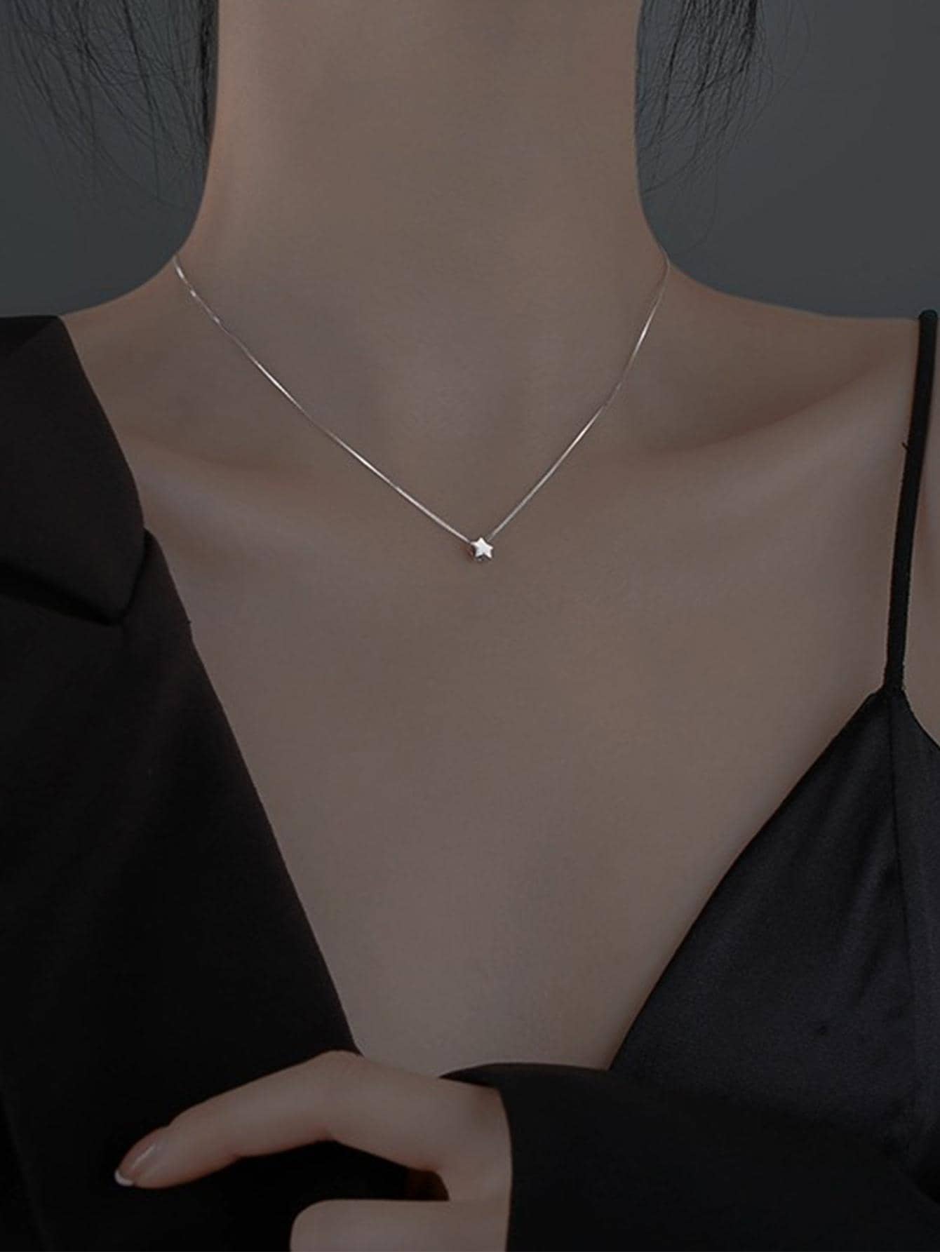 1pc Simple & Geometric Shape Titanium Steel Beaded Pendant Necklace For Women, Unique & Elegant Contemporary Collarbone Chain, Non-fading Cold-tone Gift - Silver - View 1