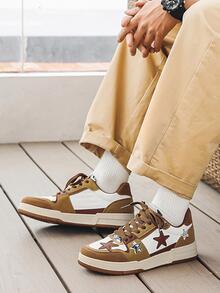 Sporty Skate Shoes For Men, Star Pattern Colorblock Lace-up Front Sneakers - Multicolor - View 2