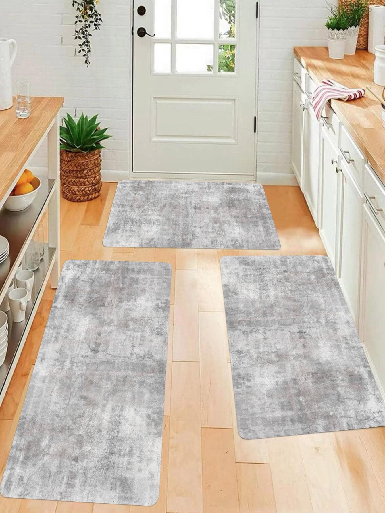 1pc Graphic Print Anti-slip Kitchen Rug - Grey - View 1