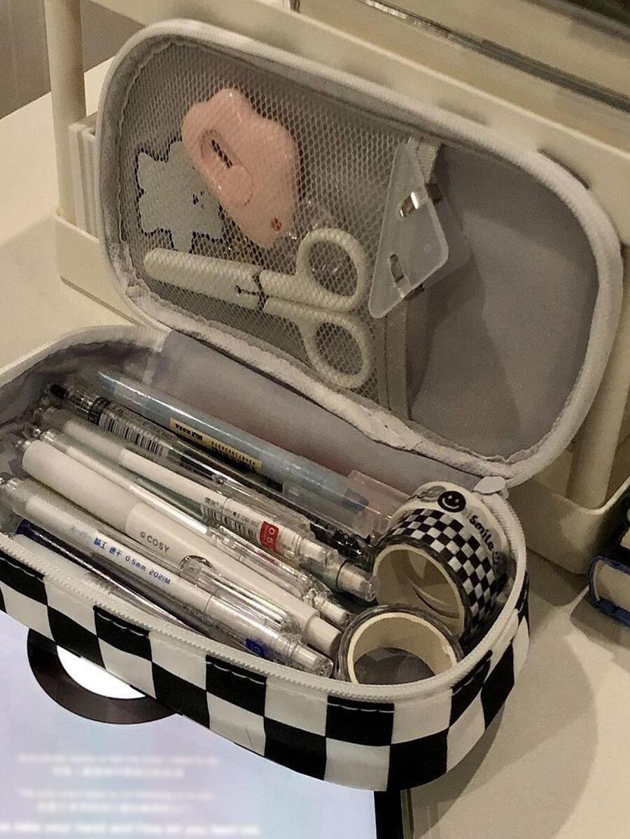 1pc Plaid Pattern Pencil Bag, Simple Multi-purpose Large Capacity Office Stationery Organizer For School Student - Black and White - View 1