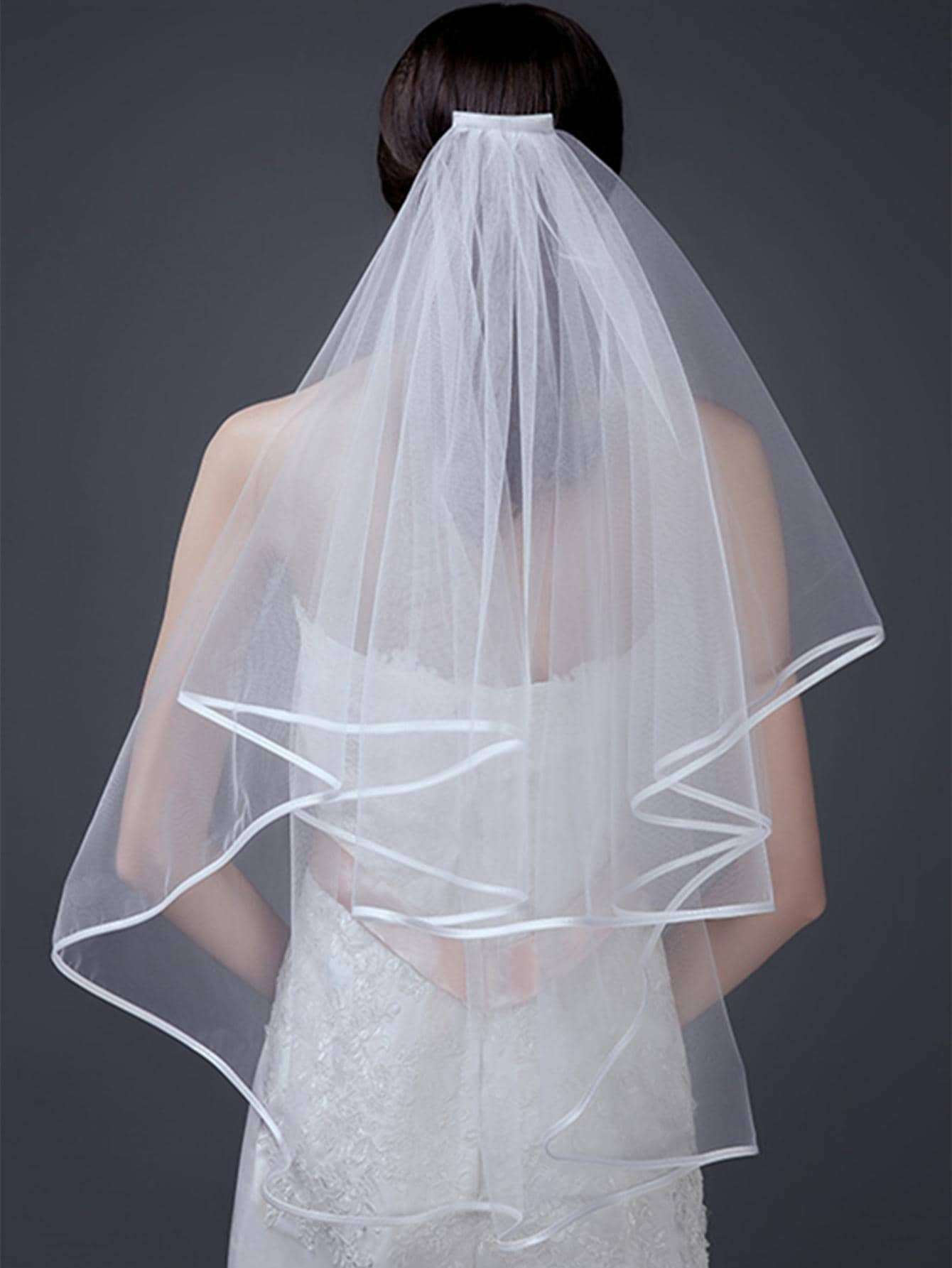 1 件女士纯色多层优雅新娘面纱，适合女士派对秋季服装 - 白色 - 查看 1