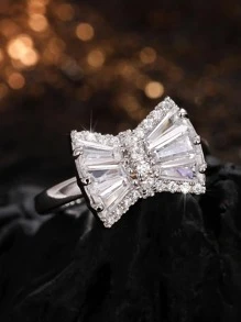 1入組精美方晶鋯石蝴蝶結戒指適合女士適合情人節禮品婚禮訂婚 - 銀色 - 查看 3