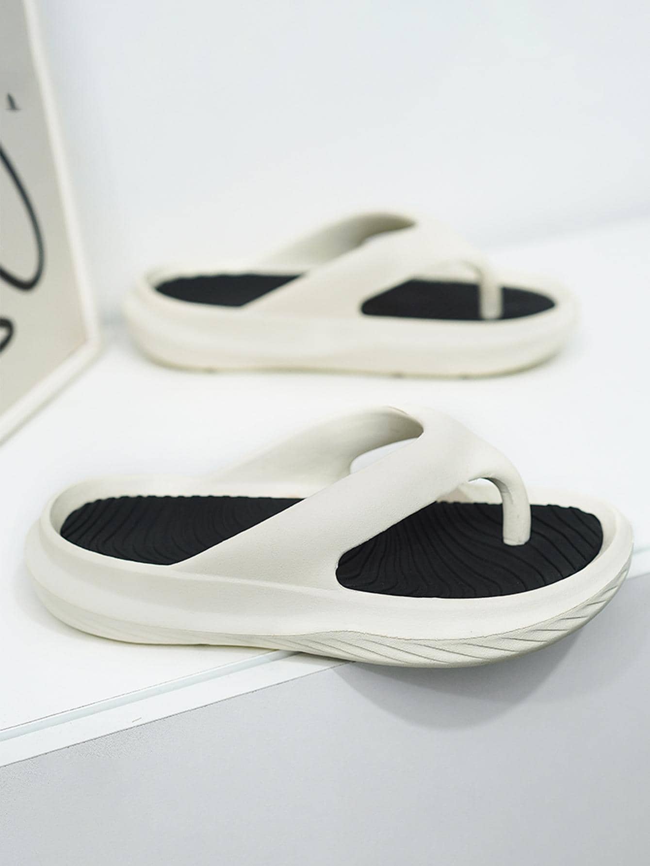 Men Minimalist Flip Flops, Fashion Beach EVA Flip Flops