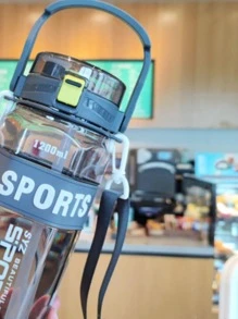 1入組字母圖案水瓶 - 黑色 - 查看 5