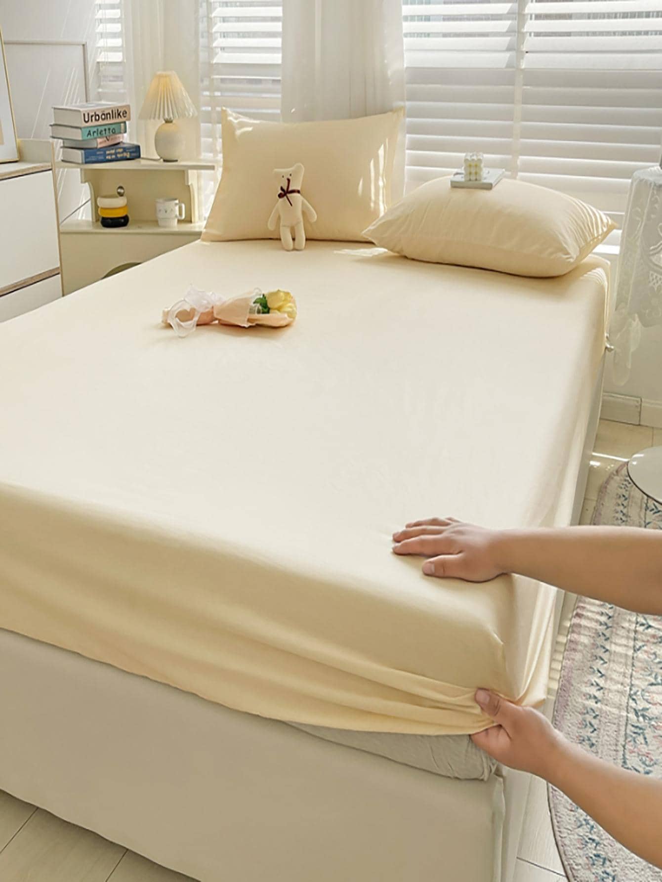 1pc Solid Fitted Sheet