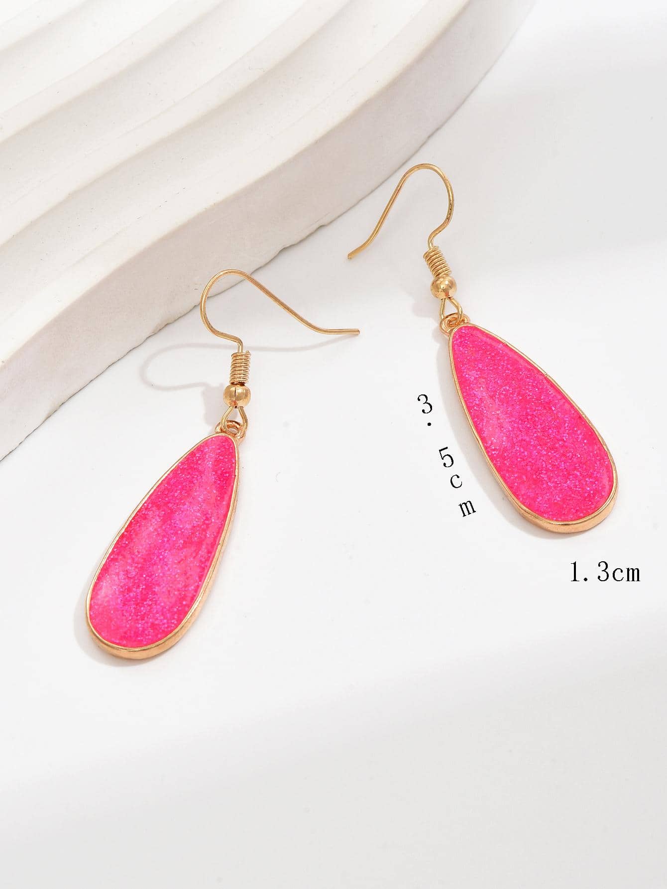 YWGEZHI 1 Pair Bright Pink/Green Teardrop Shaped Party Earrings
