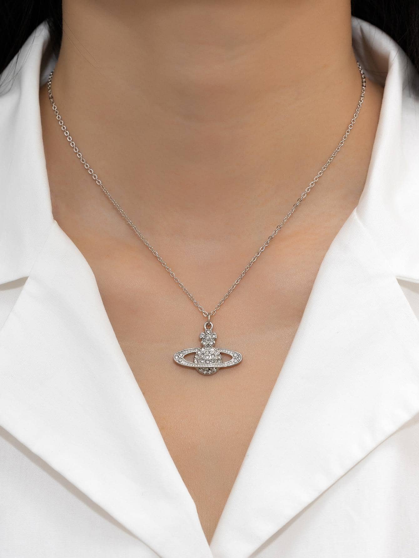 1 chiếc vòng cổ nhiều mặt thời trang dành cho nữ, có đính đá Rhinestone cổ điển, ngôi sao, trái tim, ngọc trai, mặt dây chuyền hình bầu dục, thích hợp cho tiệc tùng, đeo hàng ngày và làm quà tặng - Bạc - Xem 1