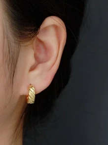 Bông tai Hoop thiết kế kết cấu bằng bạc sterling - Vàng - Xem 2