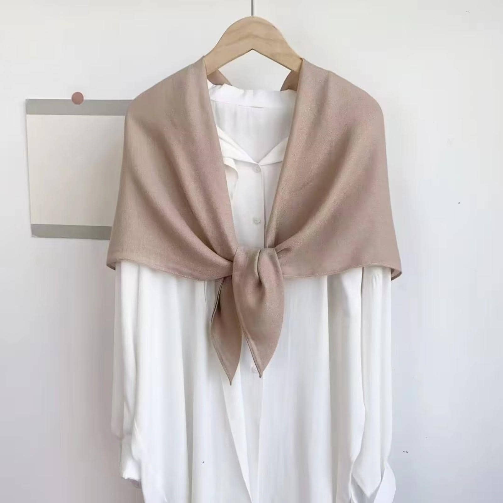 1 Máy Tính Chắc Chắn Tối Giản Bandana Cho Cuộc Sống Bình Thường Hàng Ngày Bandana, Dây Buộc Tóc, Băng Lý Tưởng Để Trang Điểm Cho Vẻ Ngoài Của Bạn - Màu Khaki - Xem 1