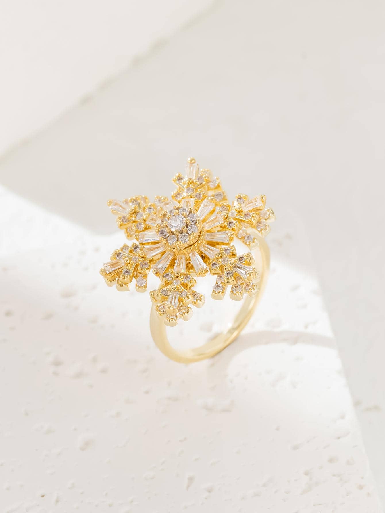 1 Đồng Sang Trọng Đính Đá Cubic Zirconia Bông Tuyết Nhẫn Trang Trí Cho Nữ Hẹn Hò Quà Tặng - Vàng - Xem 1