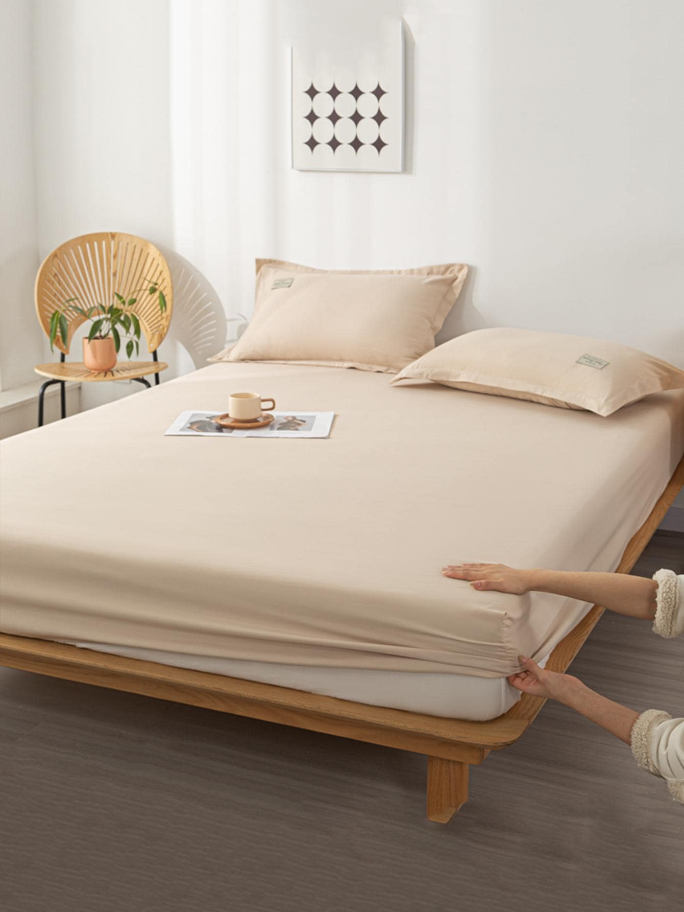 1pc Plain Fitted Sheet, Simple Fabric Fitted Bottom Sheet For Home - Khaki - View 1