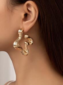 Structured Cuff Hoop Earrings