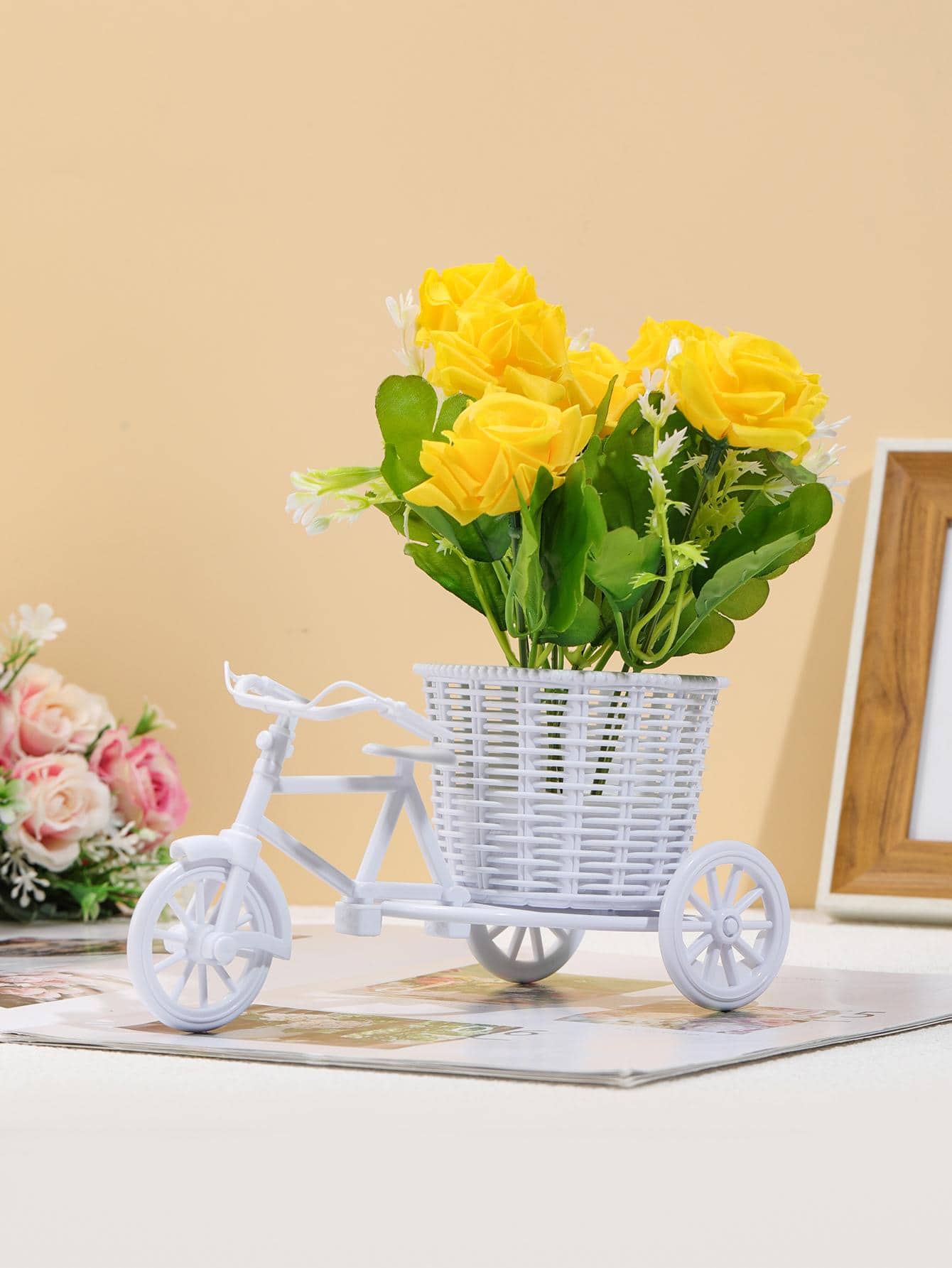 1pc Bike Design Flower Vase - Yellow - View 1