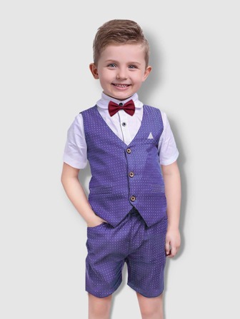 小男童前蝴蝶結襯衫和夾克背心和短褲