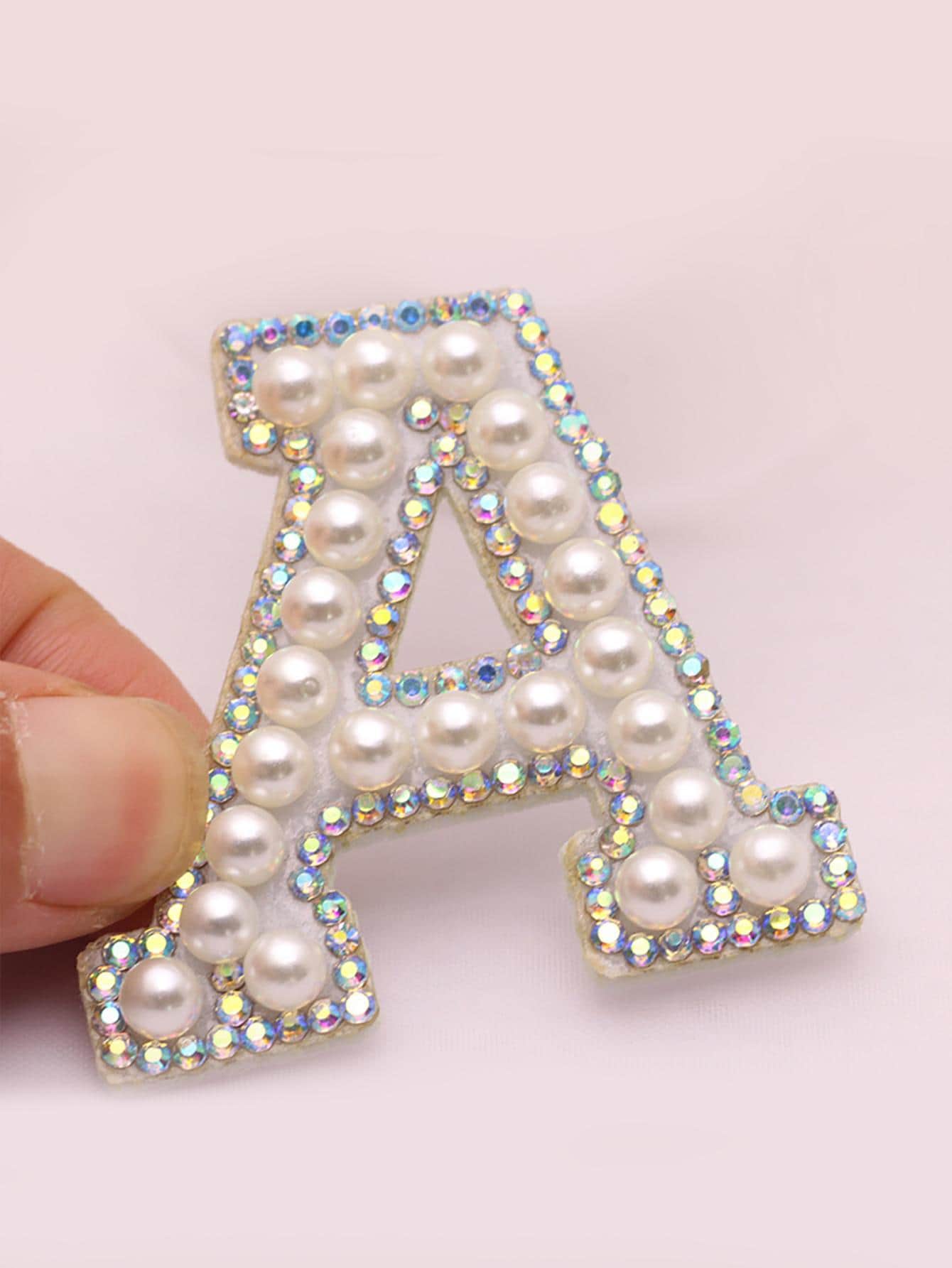 2入組閃亮鑽石和優雅珍珠貼布,a-z縫製裝飾性26字母貼布,閃粉字母鑲嵌鑽石珍珠英文字母,diy手工藝品供應品 - 白色 - 查看 1