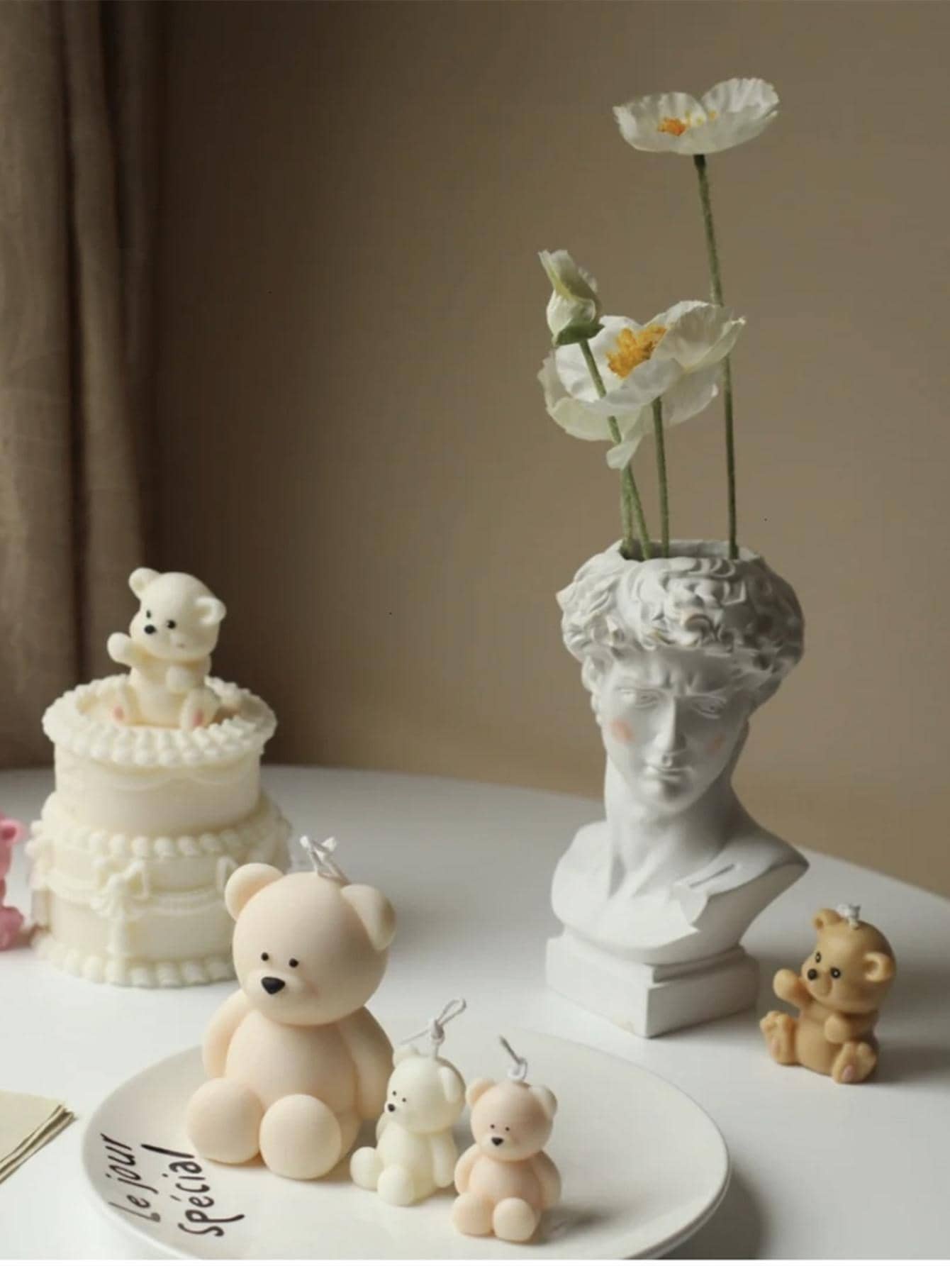 1pc Bear Design Candle Mold - White - View 1