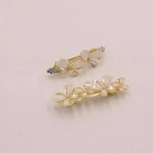 水鑽和蝴蝶裝飾髮夾 - 金色 - 查看 4