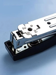 M&G 1 Peça Grampeador de Cor Sólida, Grampeador de Mesa Simples e Rotativo para Estudante, Escritório, Volta às Aulas, Material Escolar
