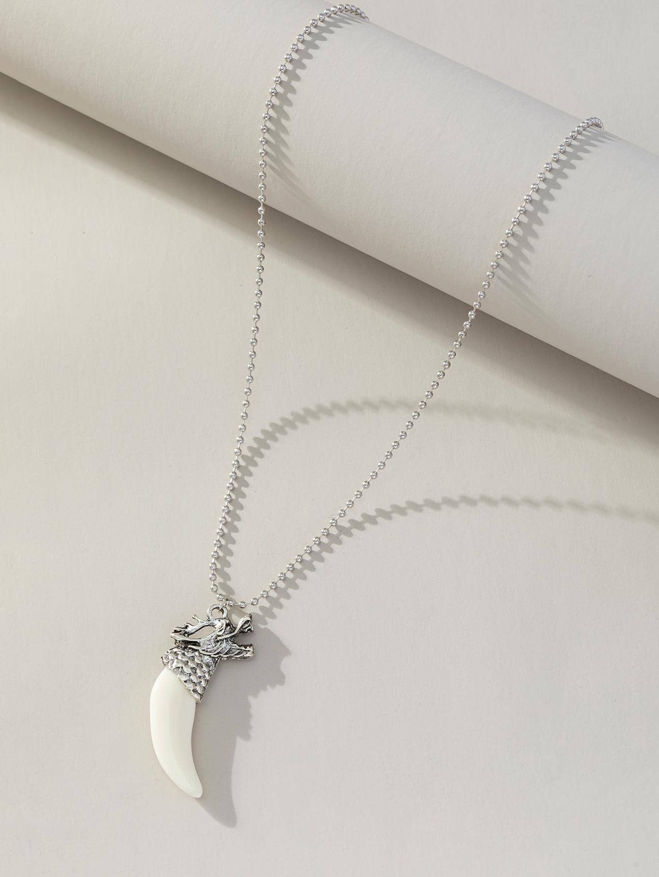 Nam Thú vật & Mô phỏng Răng nanh Dây chuyền với sức hấp dẫn Hợp kim kẽm - Nhiều màu - Xem 1