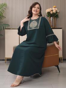 大碼花卉刺繡荷葉袖弧形下擺洋裝 - 墨綠色 - 查看 3