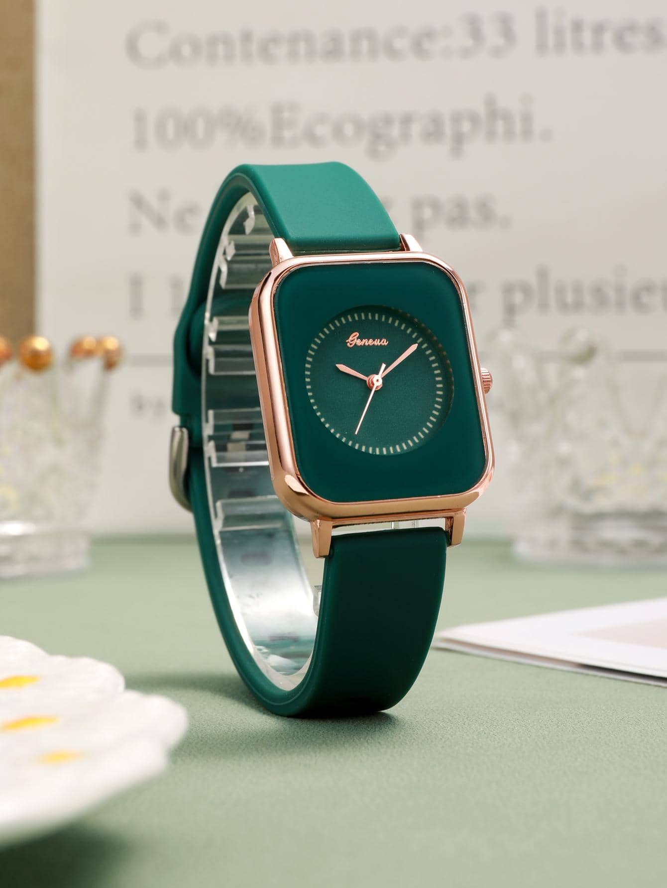 Minimalist Square Pointer Quartz Watch - Green - View 1