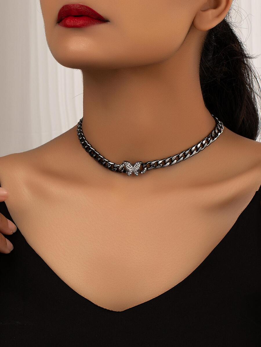 Gargantilla con diamante de imitación con diseño de mariposa - Negro - Ver 1