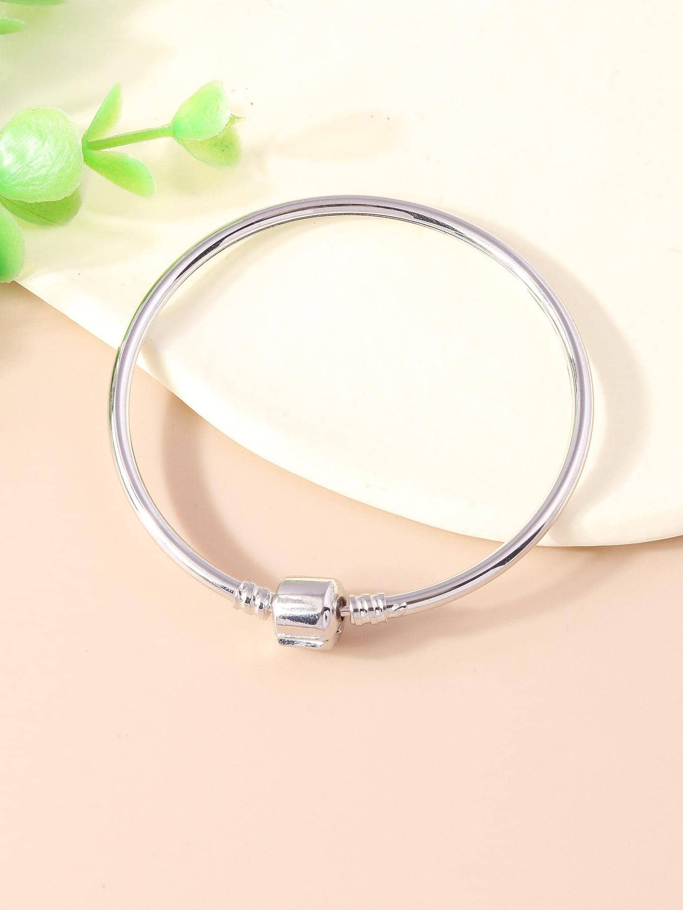 Vòng đeo tay bằng thép không gỉ tối giản - Bạc - Xem 1