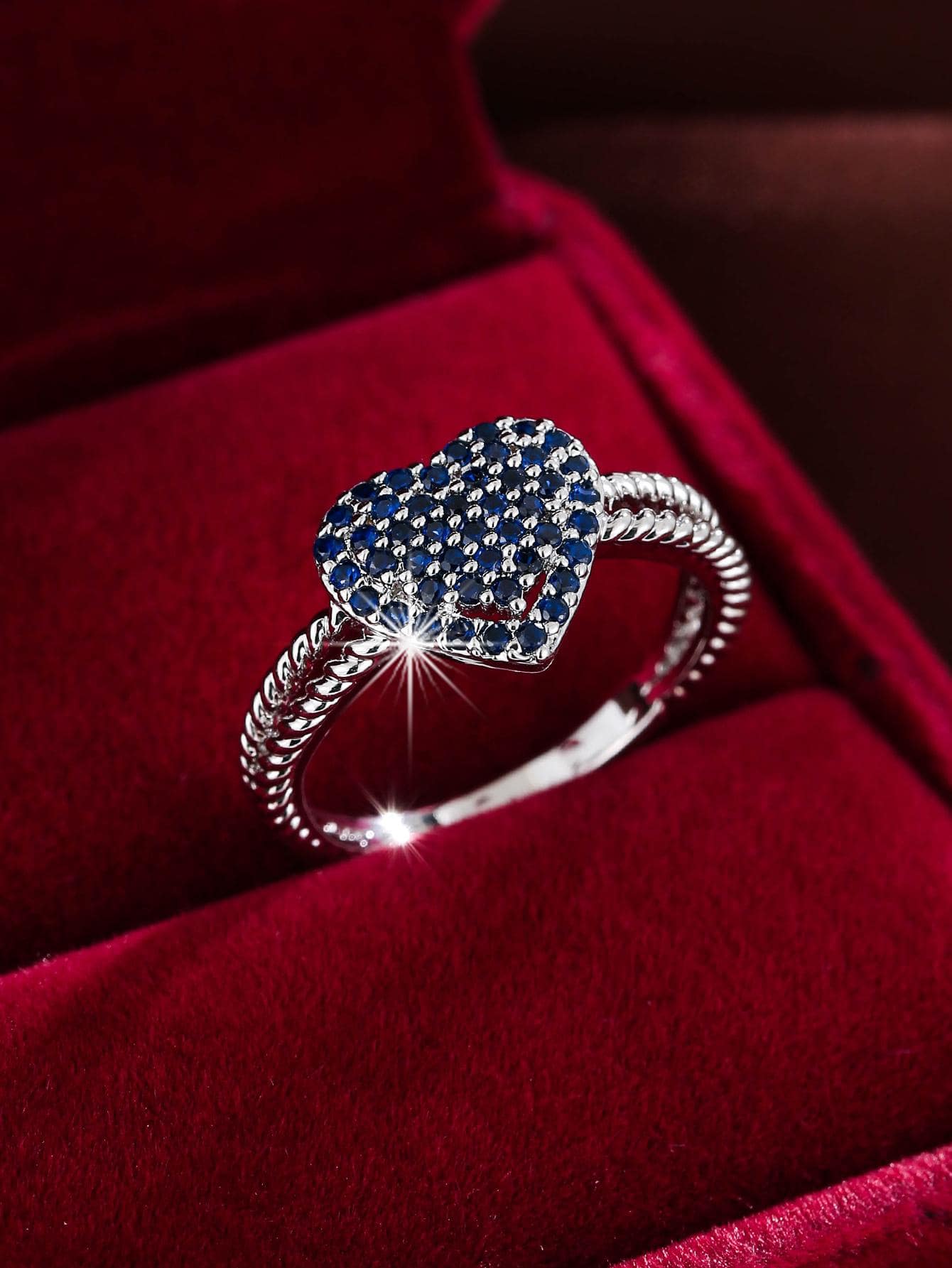 Nhẫn Trang Trí Trái Tim Đính Đá Cubic Zirconia - Màu xanh lam - Xem 1